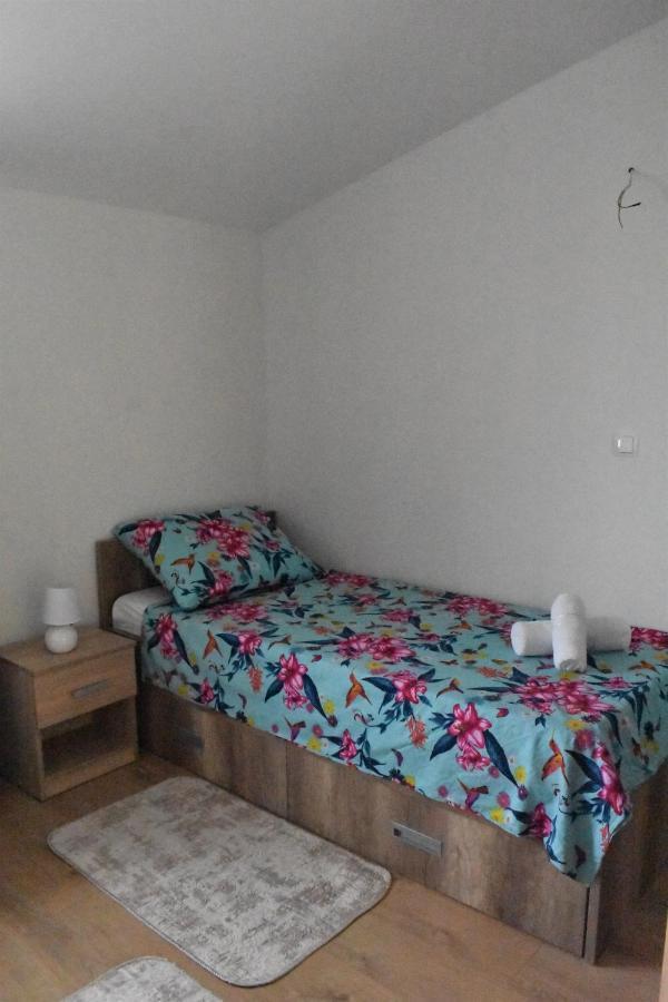Apartmani Skorpion Kastela Bagian luar foto