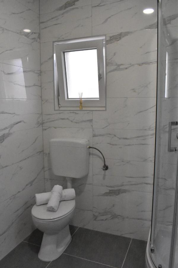 Apartmani Skorpion Kastela Bagian luar foto