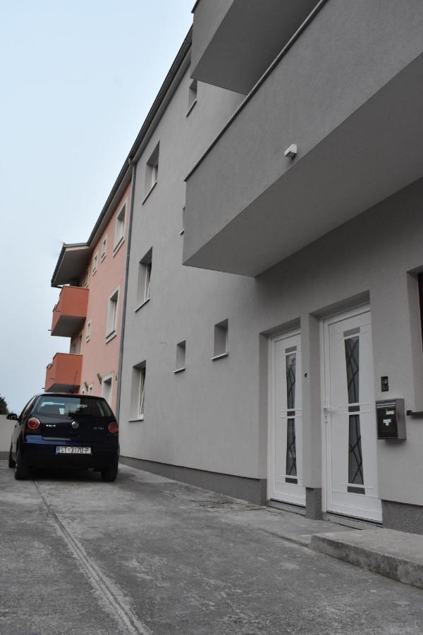 Apartmani Skorpion Kastela Bagian luar foto