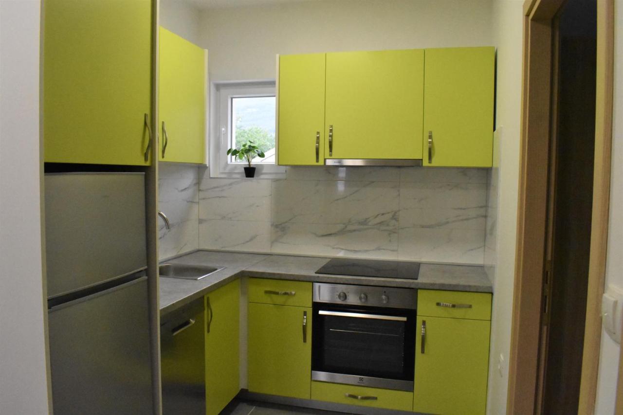 Apartmani Skorpion Kastela Bagian luar foto